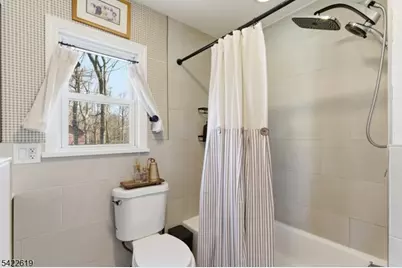 635 Brooklyn Mountain Rd, Hopatcong, NJ 07843 - Photo 6