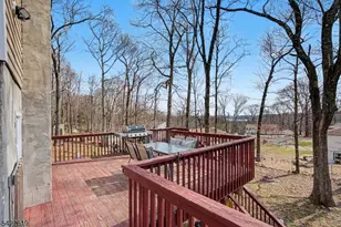 635 Brooklyn Mountain Rd, Hopatcong, NJ 07843 - Photo 14