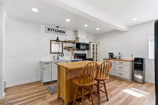 635 Brooklyn Mountain Rd, Hopatcong, NJ 07843 - Photo 10