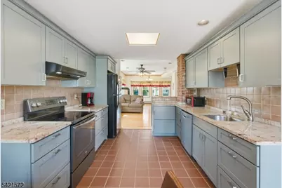 419 Greenwich St, Belvidere, NJ 07823 - Photo 12