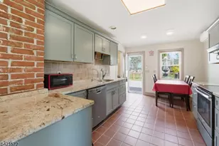 419 Greenwich St, Belvidere, NJ 07823 - Photo 10