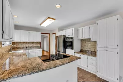 2 Lenape Dr, Stanhope, NJ 07874 - Photo 12