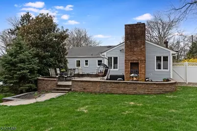 360 Upland Rd, Mountainside, NJ 07092 - Photo 24