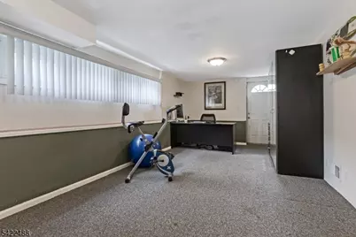 360 Upland Rd, Mountainside, NJ 07092 - Photo 20