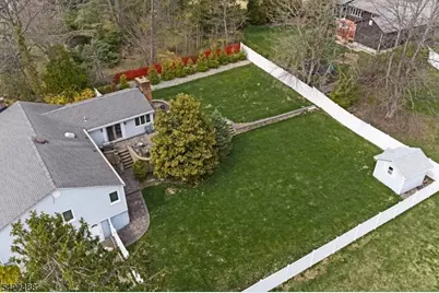 360 Upland Rd, Mountainside, NJ 07092 - Photo 26