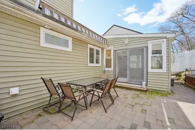 59 Oakwood Dr, Wayne, NJ 07470 - Photo 38