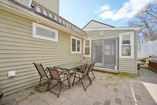 59 Oakwood Dr, Wayne, NJ 07470 - Photo 38