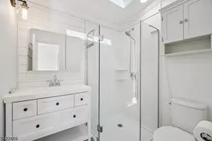 59 Oakwood Dr, Wayne, NJ 07470 - Photo 36