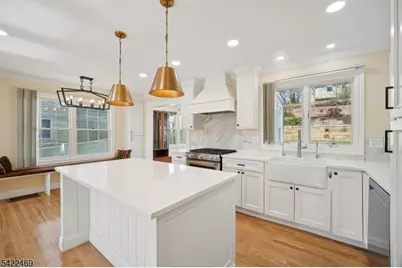 59 Oakwood Dr, Wayne, NJ 07470 - Photo 12