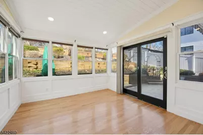 59 Oakwood Dr, Wayne, NJ 07470 - Photo 16