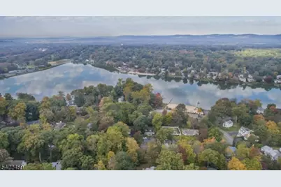 59 Oakwood Dr, Wayne, NJ 07470 - Photo 44