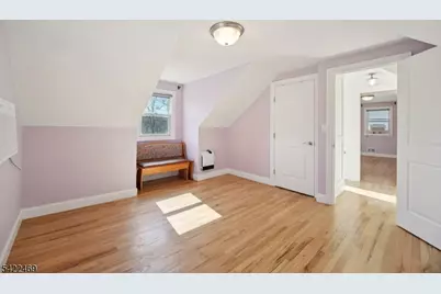 59 Oakwood Dr, Wayne, NJ 07470 - Photo 32