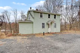 196 W Owassa Turnpike, Frankford Township, NJ 07826 - Photo 2