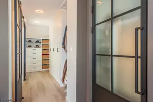 13 Franklin Pl, Morristown, NJ 07960 - Photo 22