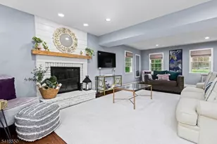 31 Mockingbird, Allamuchy Township, NJ 07840 - Photo 8