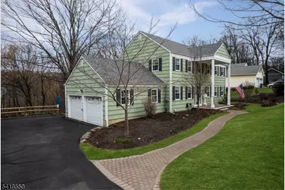 31 Mockingbird, Allamuchy Township, NJ 07840 - Photo 4