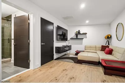 301 Kingsland Rd, Roxbury Township, NJ 07850 - Photo 30