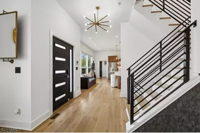 301 Kingsland Rd, Roxbury Township, NJ 07850 - Photo 6