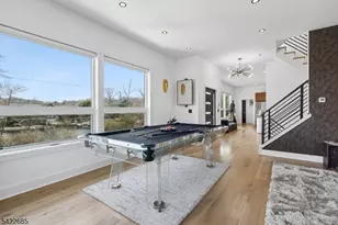 301 Kingsland Rd, Roxbury Township, NJ 07850 - Photo 10