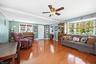 96 Carey Ave, Butler, NJ 07405 - Photo 6