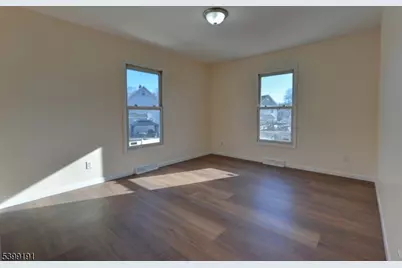 90 Dewey St, Bloomfield, NJ 07003 - Photo 18