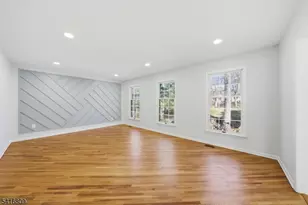 41 Musiker Ave, Randolph Township, NJ 07869 - Photo 6