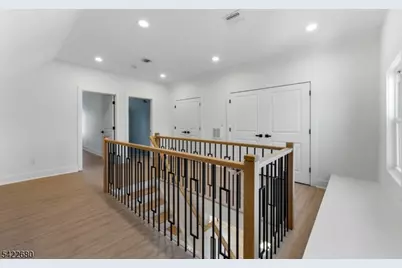 304 Delawanna Ave, Clifton, NJ 07014 - Photo 20