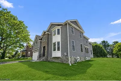 210 Corliss Avenue, Phillipsburg, NJ 08865 - Photo 2