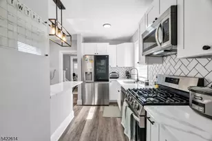 80 Henderson St, Phillipsburg, NJ 08865 - Photo 4