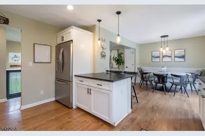 209 Northfield Rd, Long Hill Township, NJ 07946 - Photo 10