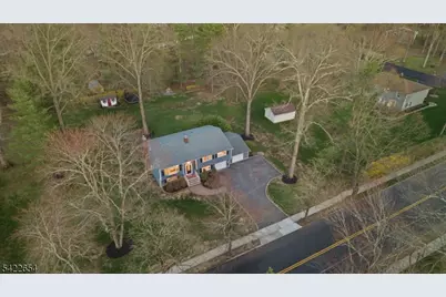 209 Northfield Rd, Long Hill Township, NJ 07946 - Photo 38