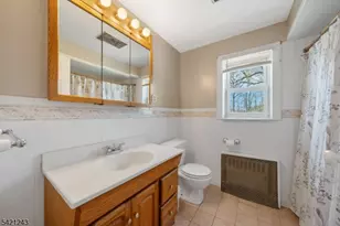 1322 Shetland Dr, Union Township, NJ 07083 - Photo 16