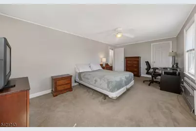 1322 Shetland Dr, Union Township, NJ 07083 - Photo 12