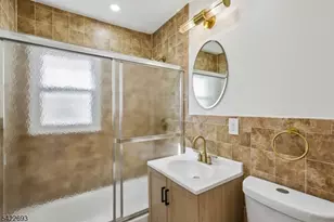 43 Rhode Island Ave, East Orange, NJ 07018 - Photo 20