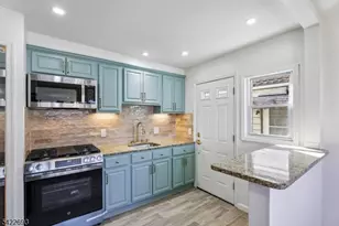 43 Rhode Island Ave, East Orange, NJ 07018 - Photo 14