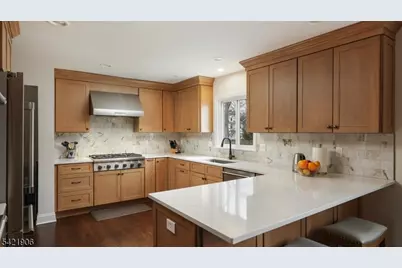 401 Poe Ave, Westfield, NJ 07090 - Photo 12