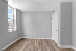 23 Monroe St, Passaic, NJ 07055 - Photo 8