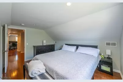 19 Bond Pl, West Caldwell, NJ 07006 - Photo 18