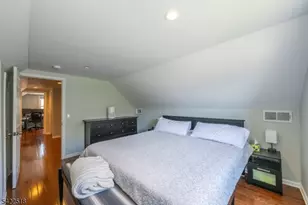 19 Bond Pl, West Caldwell, NJ 07006 - Photo 18