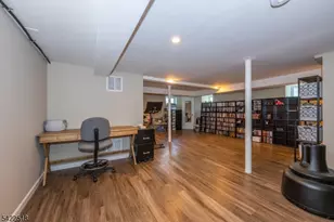 19 Bond Pl, West Caldwell, NJ 07006 - Photo 22