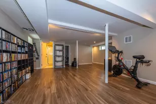 19 Bond Pl, West Caldwell, NJ 07006 - Photo 24