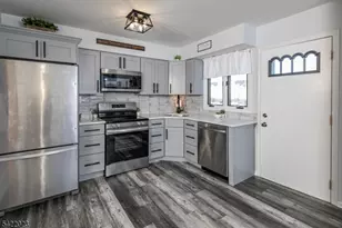 1706 William and Mary Cmn, Hillsborough Township, NJ 08844 - Photo 10