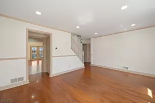 22 Cottage Ln, Clifton, NJ 07012 - Photo 2