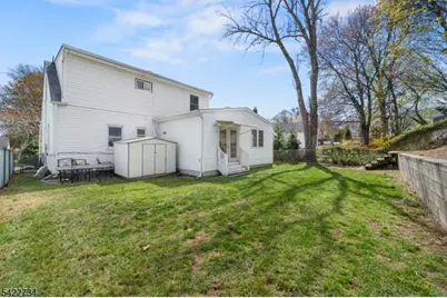 22 Cottage Ln, Clifton, NJ 07012 - Photo 26