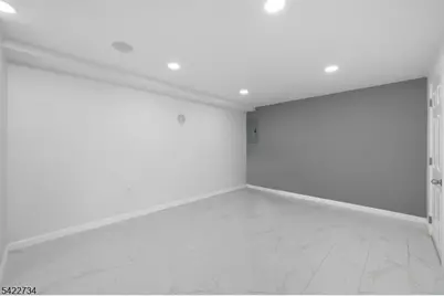 22 Cottage Ln, Clifton, NJ 07012 - Photo 22