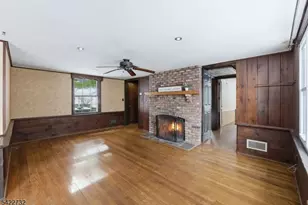 41 Summit Rd, Sparta Township, NJ 07871 - Photo 12