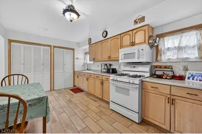 247 Malcolm Ave, Garfield, NJ 07026 - Photo 24