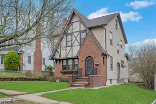 52 Morningside Rd, Verona, NJ 07044 - Photo 2