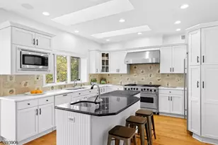 1241 Rahway Rd, Scotch Plains Township, NJ 07076 - Photo 12