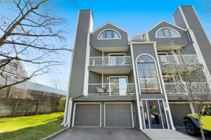 42A Triumph Ct, East Rutherford, NJ 07073 - Photo 38